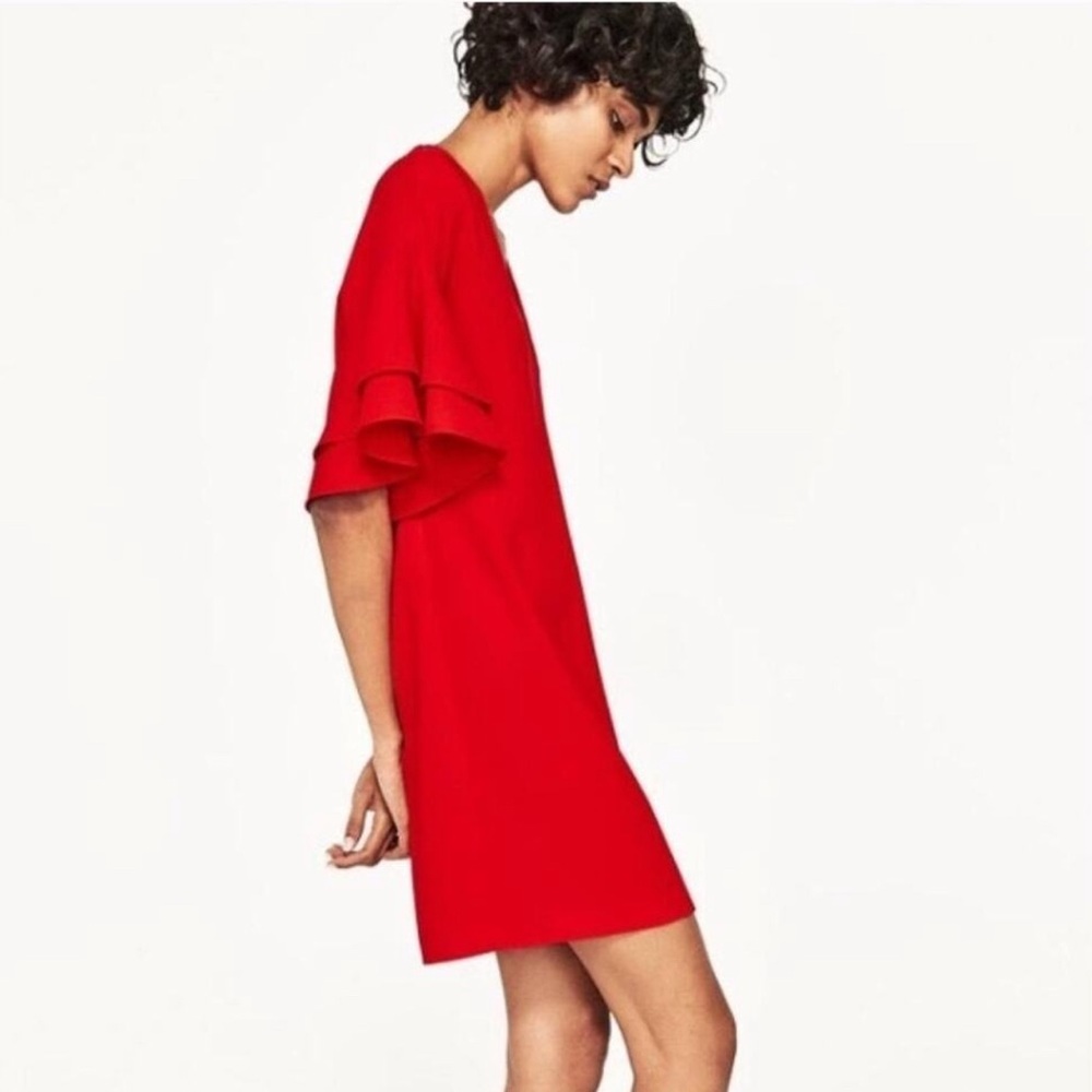 🔵ZARA Like New Red V-Neck Dress